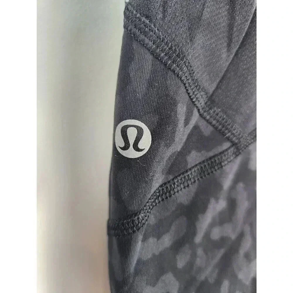 Lululemon Pace Revival Camo Tights Size 4.